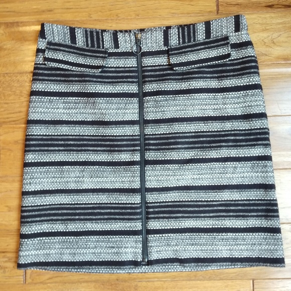 Reitmans | Black/White Zipper-front Skirt - Picture 1 of 6